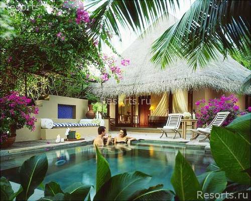 Four Seasons Resort 7